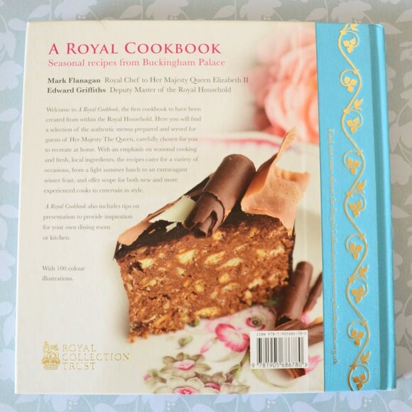 A Royal Cookbook Seasonal Recipes from Buckingham Palace - Picture 2 of 4